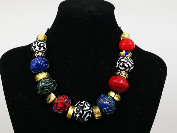 Venice inspired hollow bead lampwork necklase with 24 carat gold foil beads. - Image 4